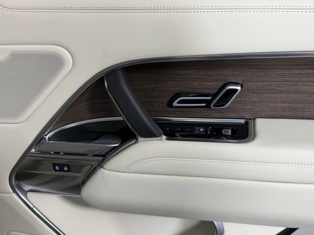 New 2026 Land Rover Range Rover SE AWD/4WD image 28