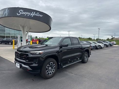 Used 2026 Chevrolet Colorado Z71 w/ Z71 Convenience Package 2 AWD/4WD image 1