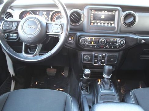 Used 2020 Jeep Wrangler Unlimited Sport image 4