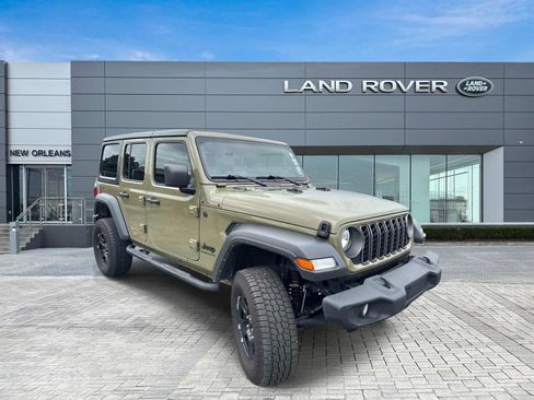 Used 2025 Jeep Wrangler Unlimited Sport AWD/4WD image 5