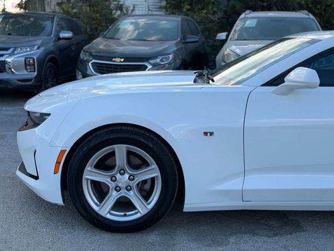 Used 2019 Chevrolet Camaro LT image 7