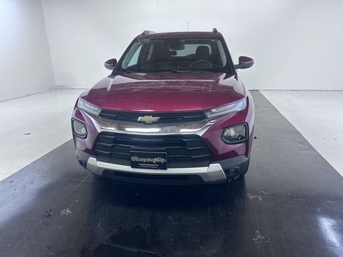 Used 2022 Chevrolet TrailBlazer LT w/ Convenience Package FWD image 5