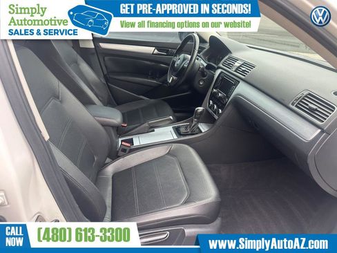 Used 2012 Volkswagen Passat TDI SE FWD image 15