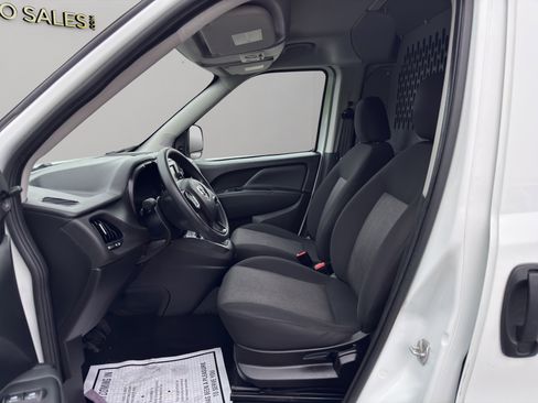 Used 2022 RAM ProMaster City Wagon image 9