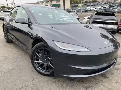 Used 2025 Tesla Model 3 RWD image 1