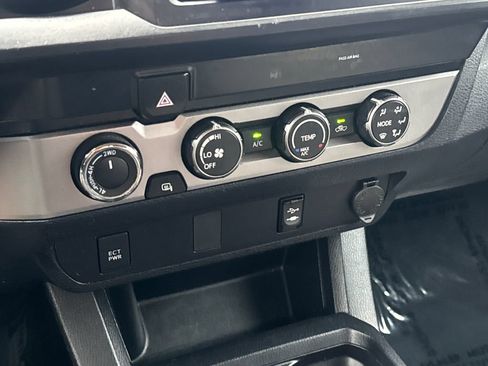 Used 2019 Toyota Tacoma SR w/ SX Package AWD/4WD image 25