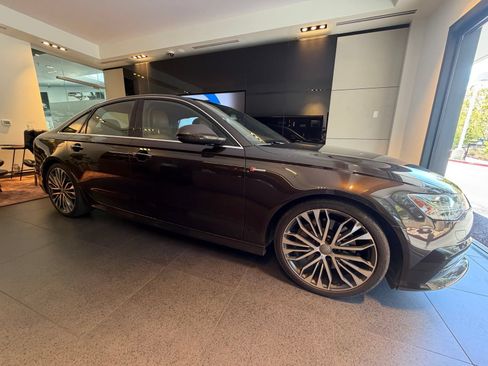 Used 2017 Audi A6 3.0T Premium Plus w/ 19" Sport Package AWD/4WD image 4
