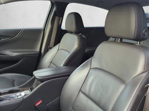 Used 2024 Chevrolet Malibu LT image 11