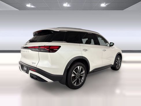 Used 2025 INFINITI QX60 Luxe FWD image 8