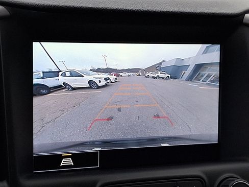 Used 2022 GMC Terrain AT4 image 17