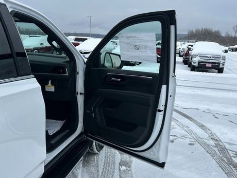 New 2026 Chevrolet Suburban LT w/ Comfort Package image 47