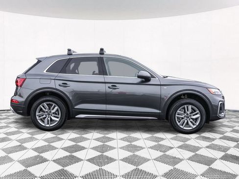 Used 2024 Audi Q5 2.0T Premium w/ Convenience Package AWD/4WD image 11