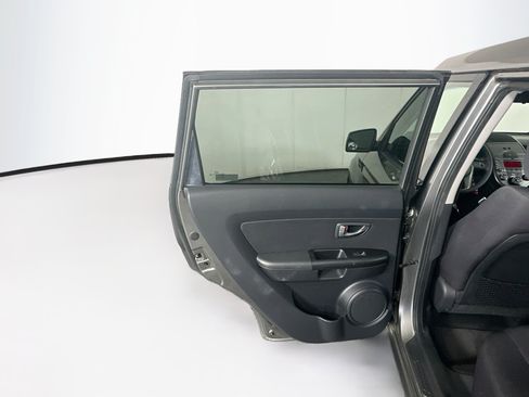 Used 2011 Kia Soul + w/ Audio Pkg FWD image 24
