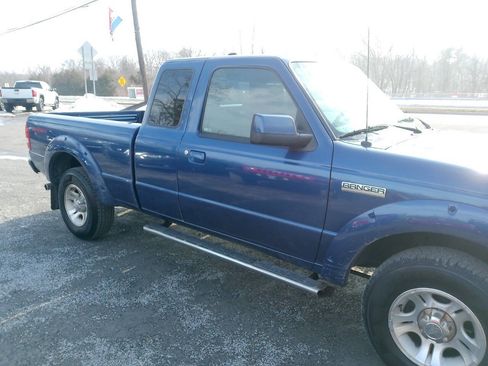 Used 2011 Ford Ranger Sport w/ Bright Trim Group image 8