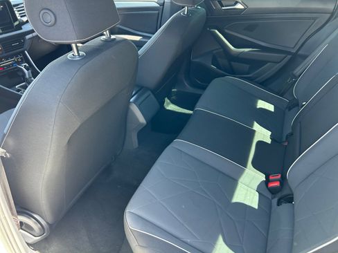 Used 2025 Volkswagen Jetta Sport FWD image 17