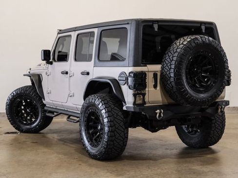 Used 2021 Jeep Wrangler Unlimited Sport image 17