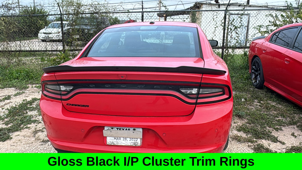 Used 2021 Dodge Charger SXT w/ Blacktop Package RWD image 9