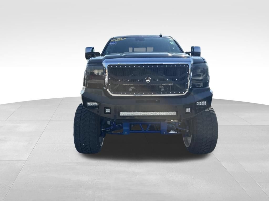 Used 2015 GMC Sierra 2500 Denali w/ Duramax Plus Package AWD/4WD image 9