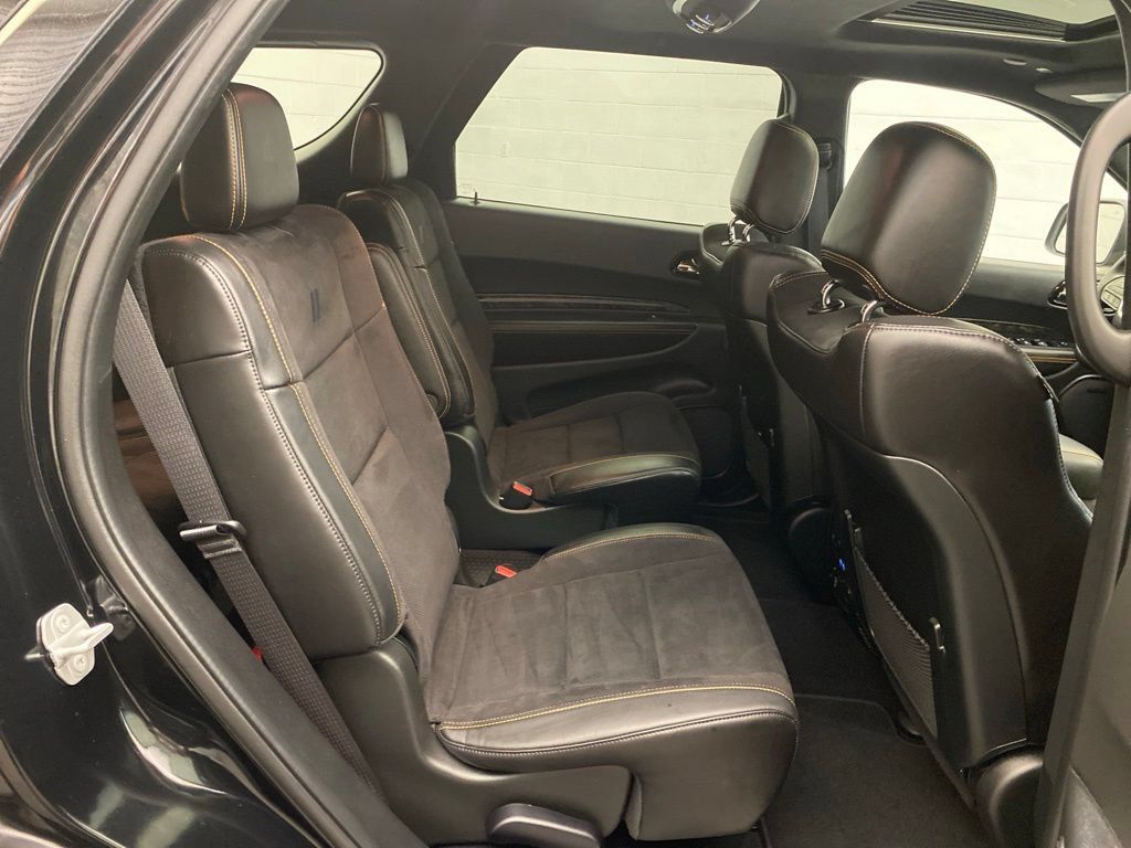Used 2023 Dodge Durango R/T w/ Hemi Orange Plus Package AWD/4WD image 29