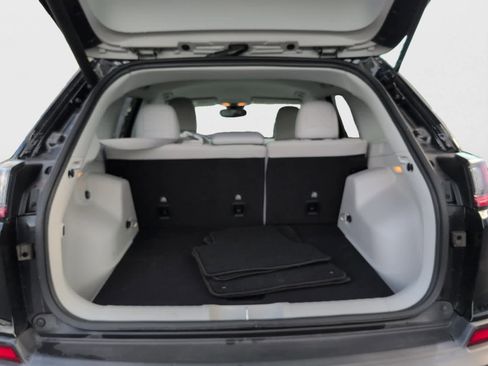 Used 2022 Jeep Cherokee Latitude Lux image 25