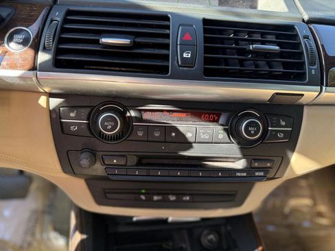 Used 2010 BMW X5 xDrive48i image 20