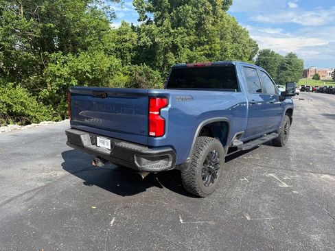 Used 2025 Chevrolet Silverado 2500 LT w/ Trail Boss Package AWD/4WD image 3