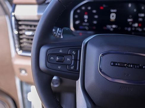 Certified 2026 GMC Sierra 1500 Denali w/ Denali Reserve Package image 17