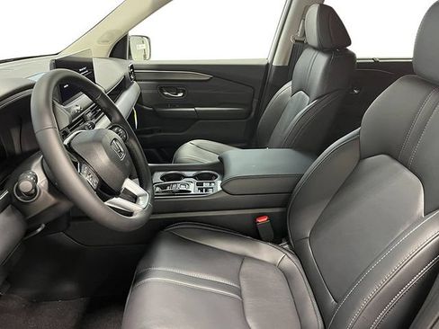 New 2026 Honda Pilot Touring image 16