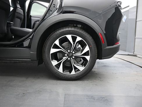 New 2026 Ford Mustang Mach-E Select RWD image 21
