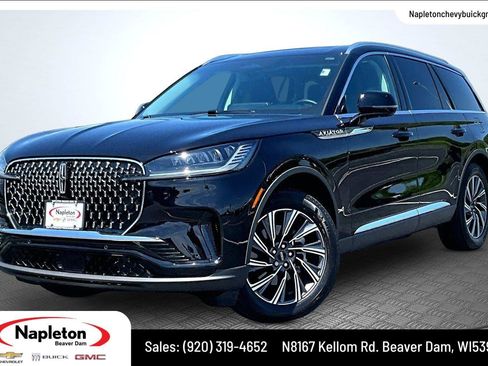 Used 2025 Lincoln Aviator AWD image 1