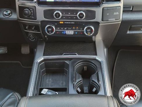 Certified 2022 Ford F350 Platinum AWD/4WD image 22