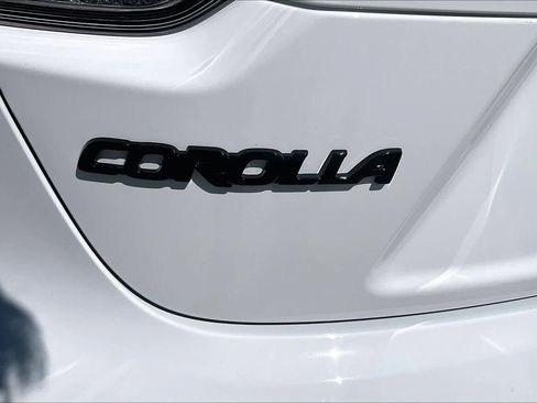 Used 2026 Toyota Corolla SE FWD image 30