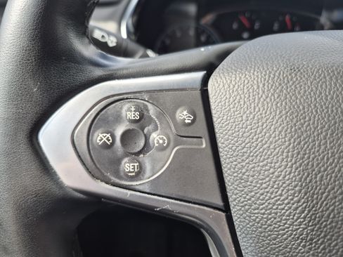 Used 2023 Chevrolet Traverse LT w/ LPO, Cargo Package AWD/4WD image 18