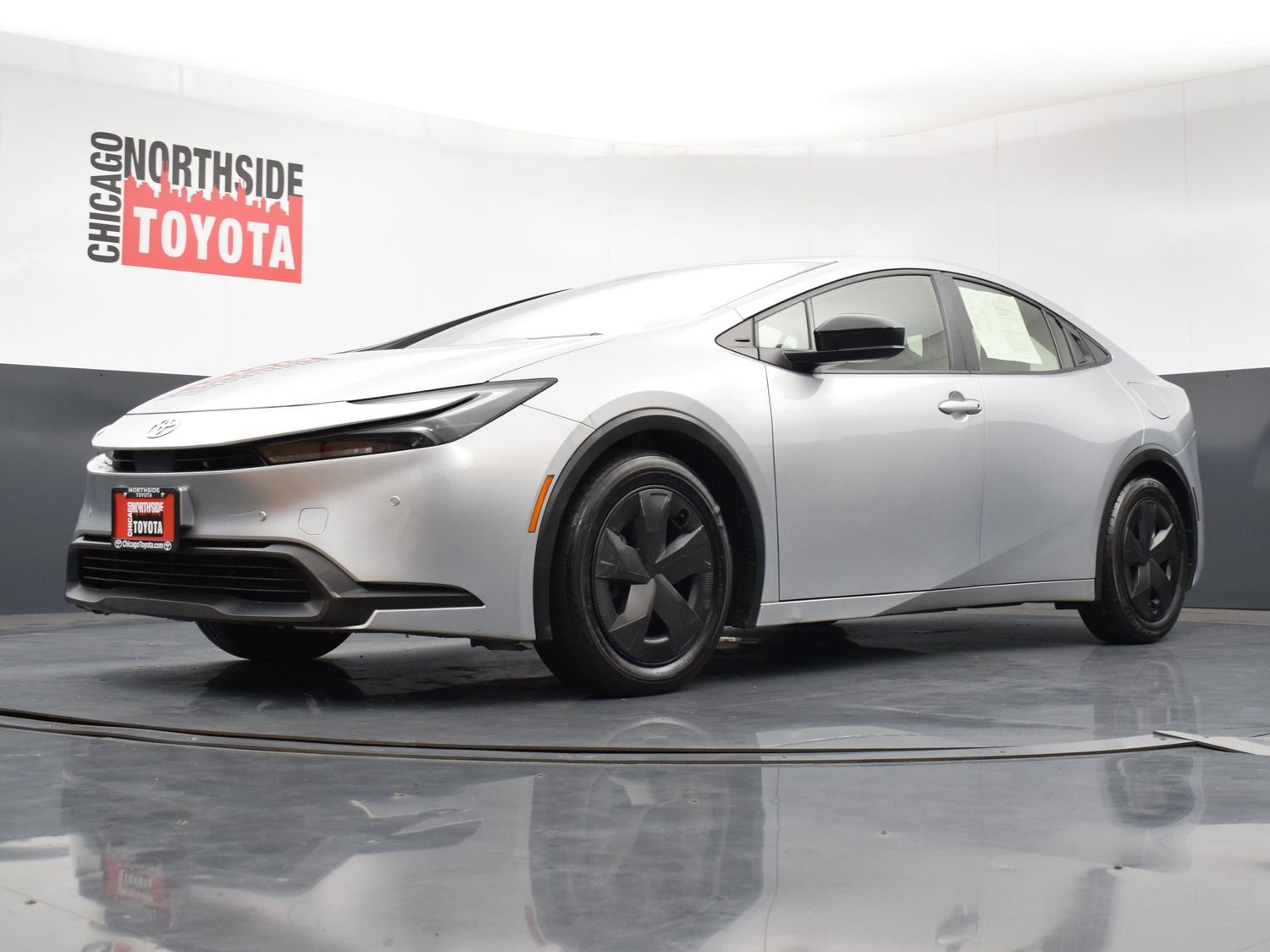 Used 2023 Toyota Prius LE FWD image 30
