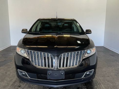 Used 2013 Lincoln MKX AWD image 2