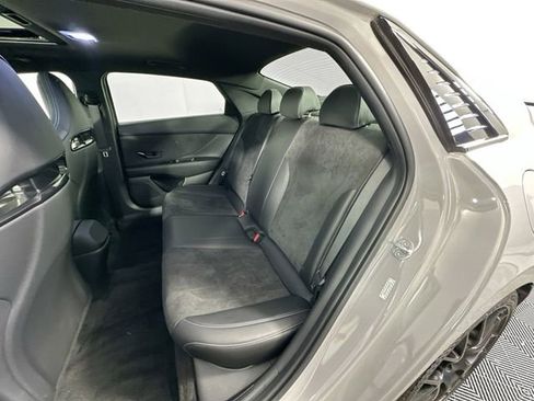Used 2022 Hyundai Elantra N FWD image 28