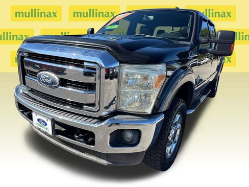 Used 2011 Ford F350 Lariat w/ Lariat Interior Pkg image 11