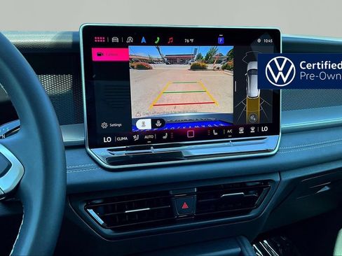 Used 2025 Volkswagen Tiguan SE FWD image 13
