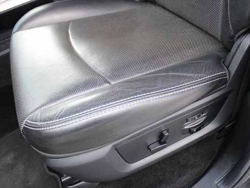 Used 2014 RAM 2500 Laramie w/ Convenience Group image 23