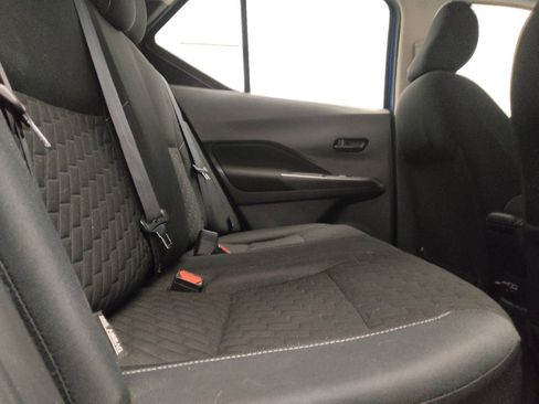 Used 2021 Nissan Kicks S FWD image 19