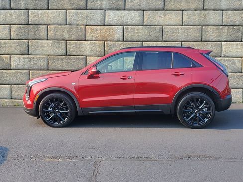 Used 2023 Cadillac XT4 Sport AWD/4WD image 2