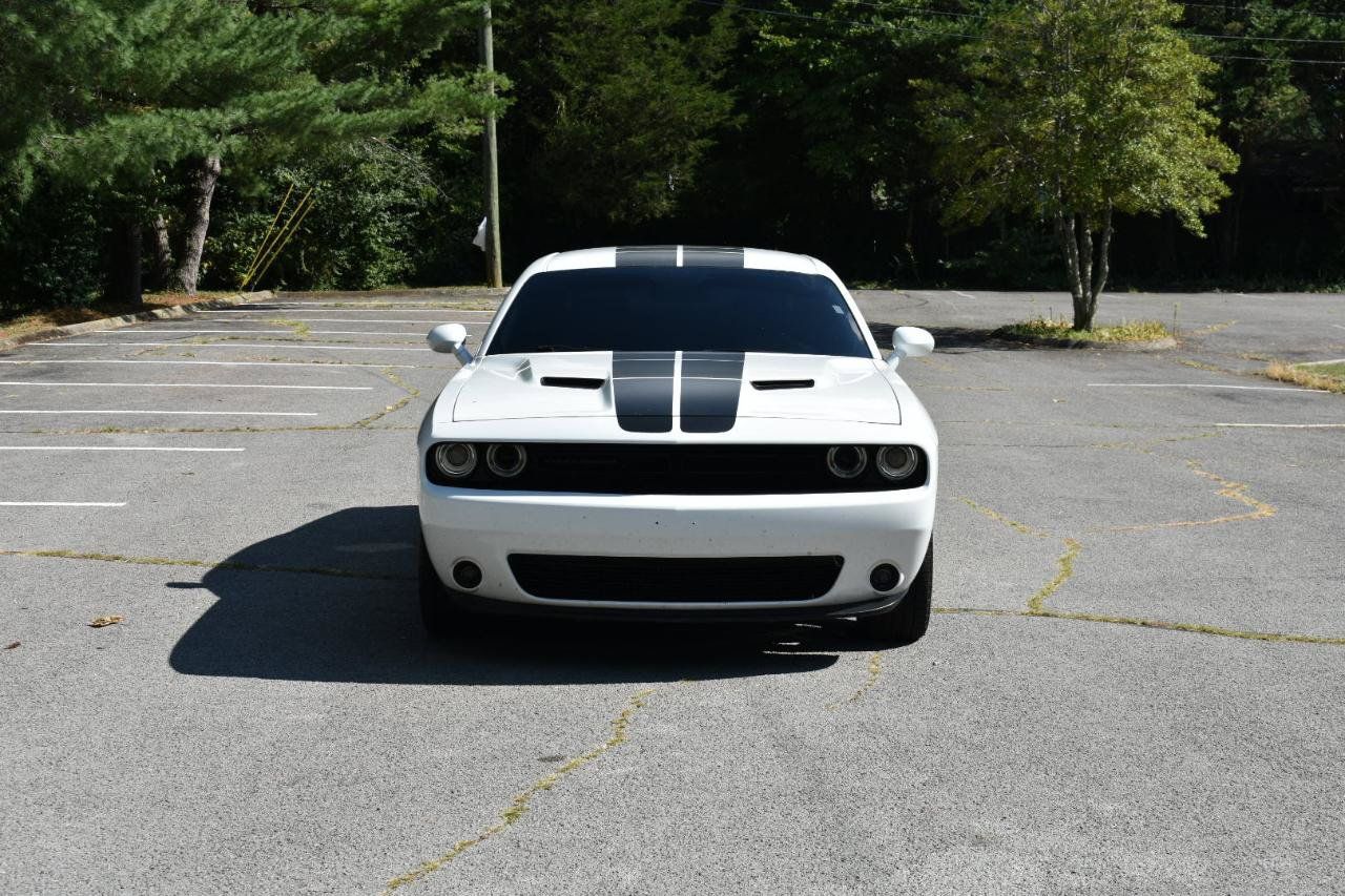 Used 2016 Dodge Challenger SXT w/ Blacktop Package RWD image 11