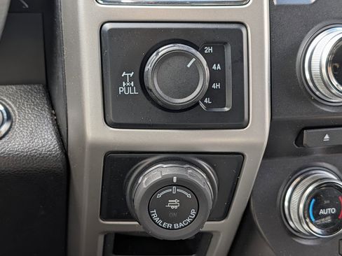 Certified 2018 Ford F150 Lariat w/ Equipment Group 502A Luxury image 25