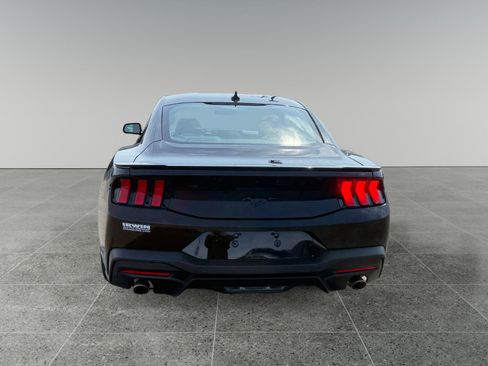 New 2026 Ford Mustang Coupe image 4