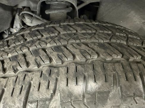 Used 2023 Chevrolet Colorado Z71 w/ Z71 Convenience Package 2 image 42