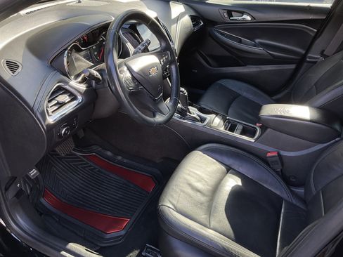 Used 2017 Chevrolet Cruze Premier image 20
