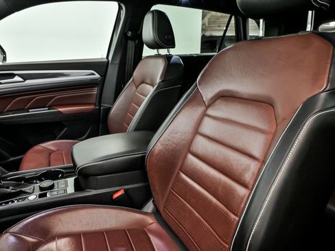 Used 2023 Volkswagen Atlas Cross Sport SEL Premium R-Line image 14