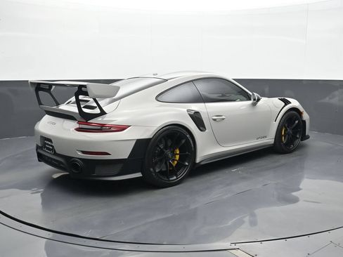 Certified 2019 Porsche 911 GT2 RS w/ Weissach Package RWD image 19