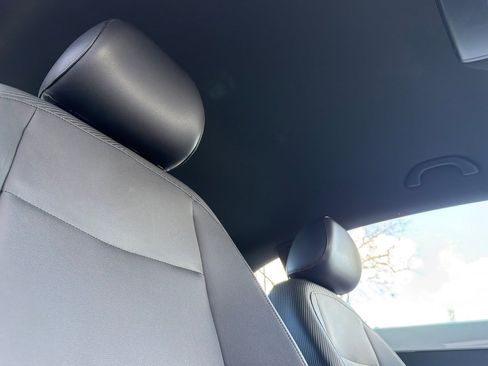 Used 2012 Volkswagen Beetle 2.5 image 20