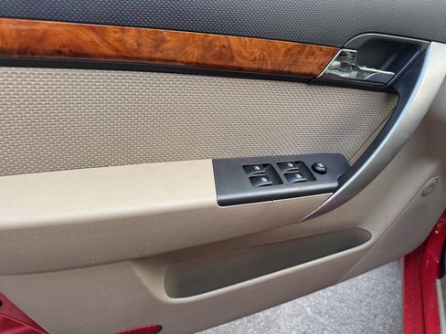 Used 2009 Chevrolet Aveo5 LT w/ Power and Convenience Package image 9